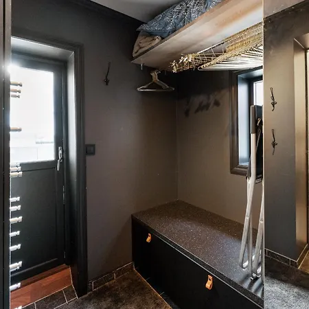 Modern 2nd-floor Luxury * Bergen