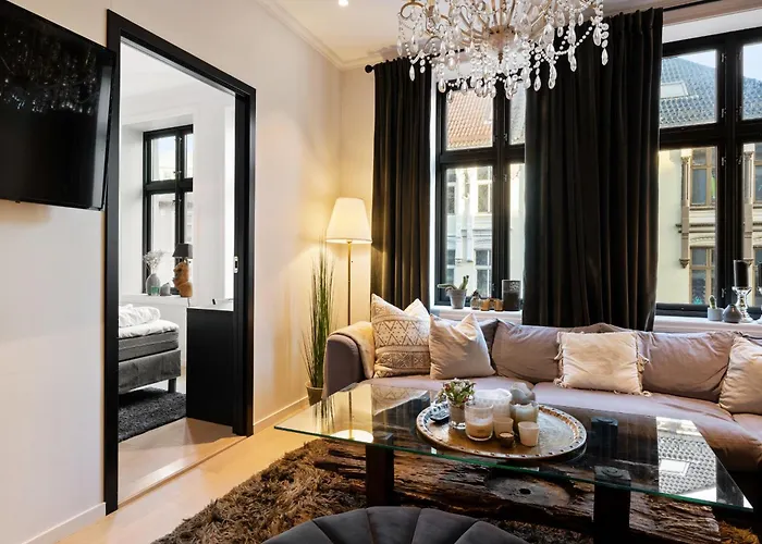 Modern 2nd-floor Luxury Appartement