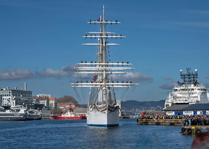 Modern 2nd-floor Luxury * 베르겐