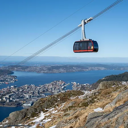 Modern 2nd-floor Luxury Apartman